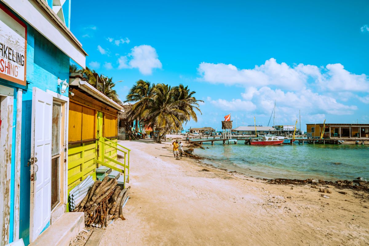 ambergris caye belize