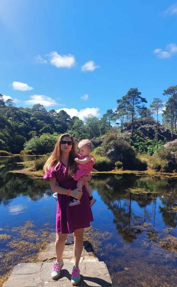 mom and daughter glengarriff blue pools