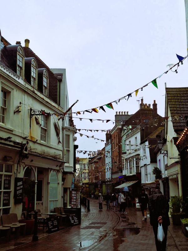 moody day hastings old town