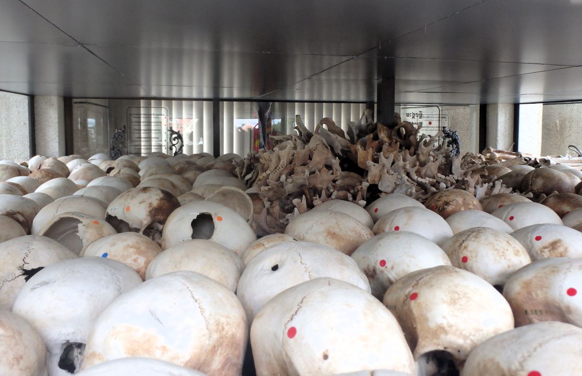 skulls at killing fields cambodia