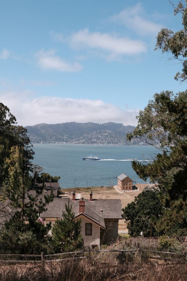 view from tiburon to san francisco