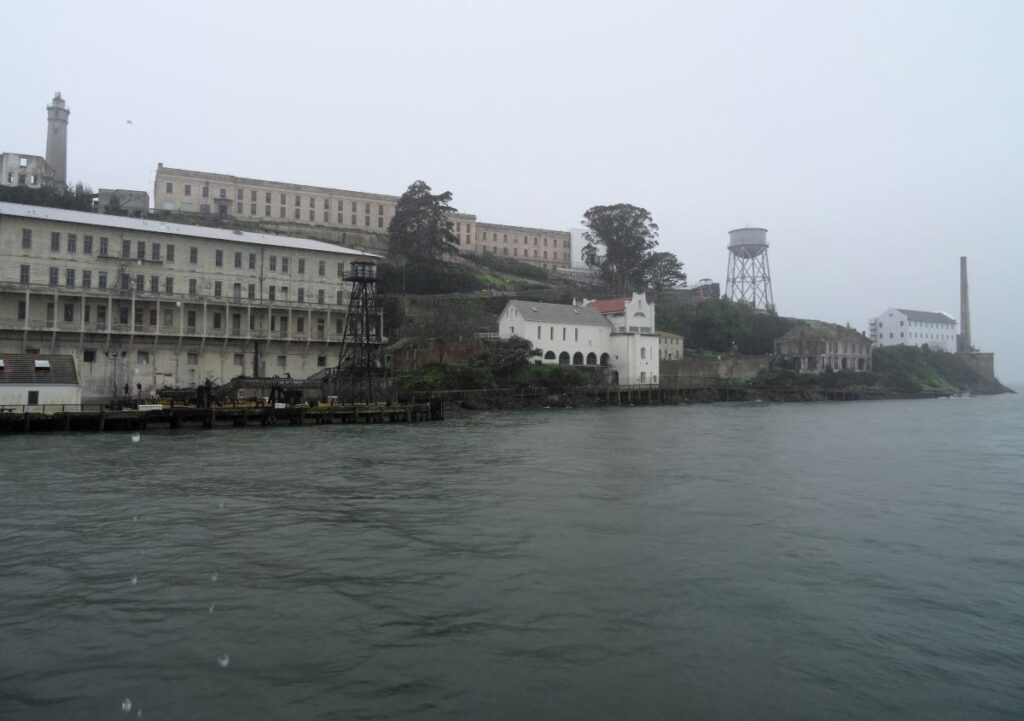 alcatraz from boat