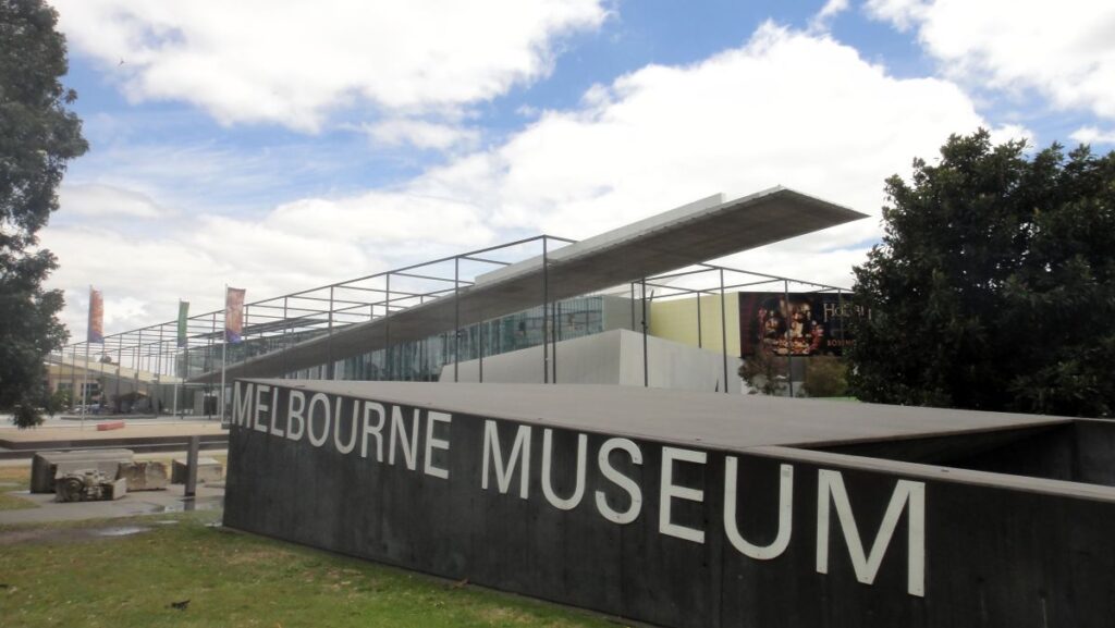 exterior of melbourne museum