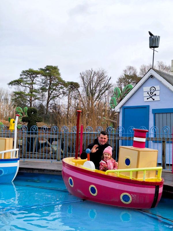 boat ride peppa pig world