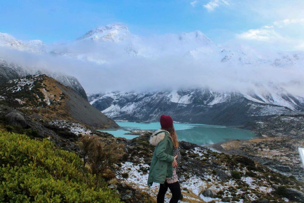 lady pregnant mount cook