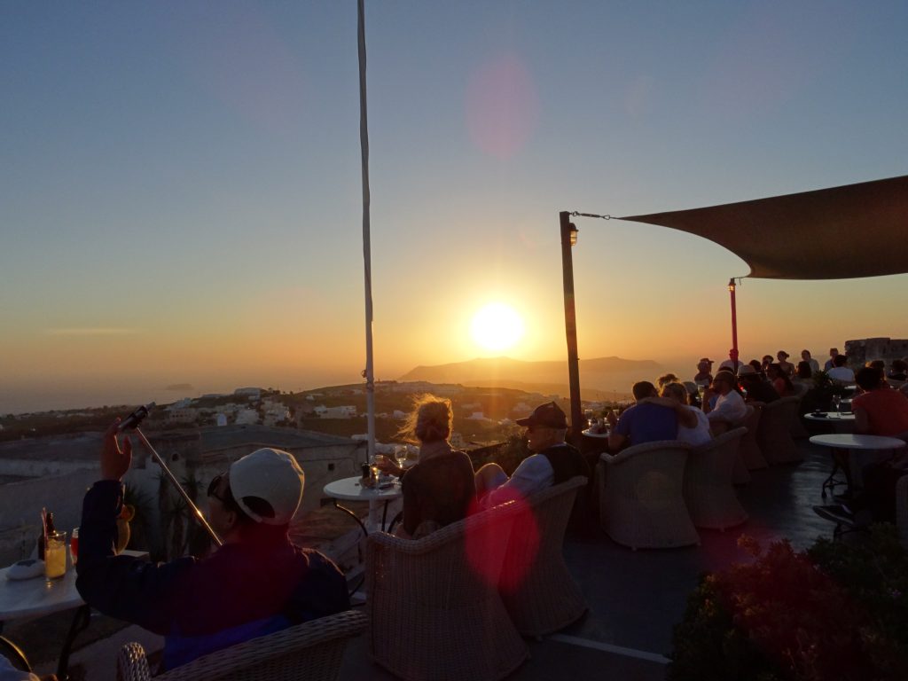 bar in santorini