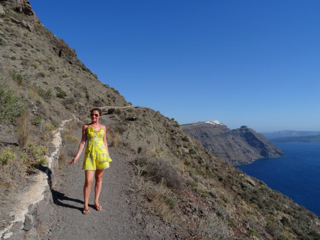 fira to oia trail