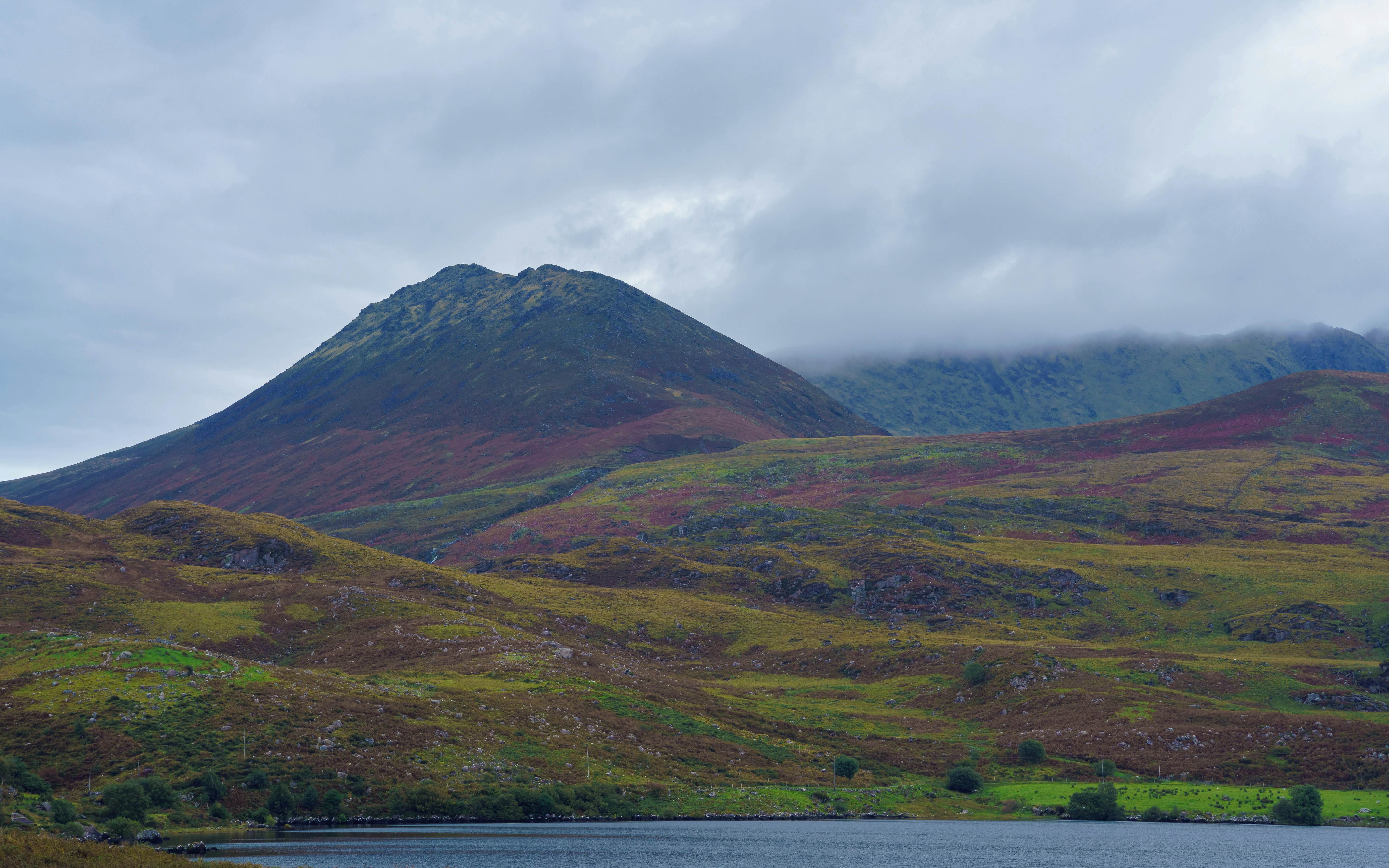 mountain scenery killarney national park