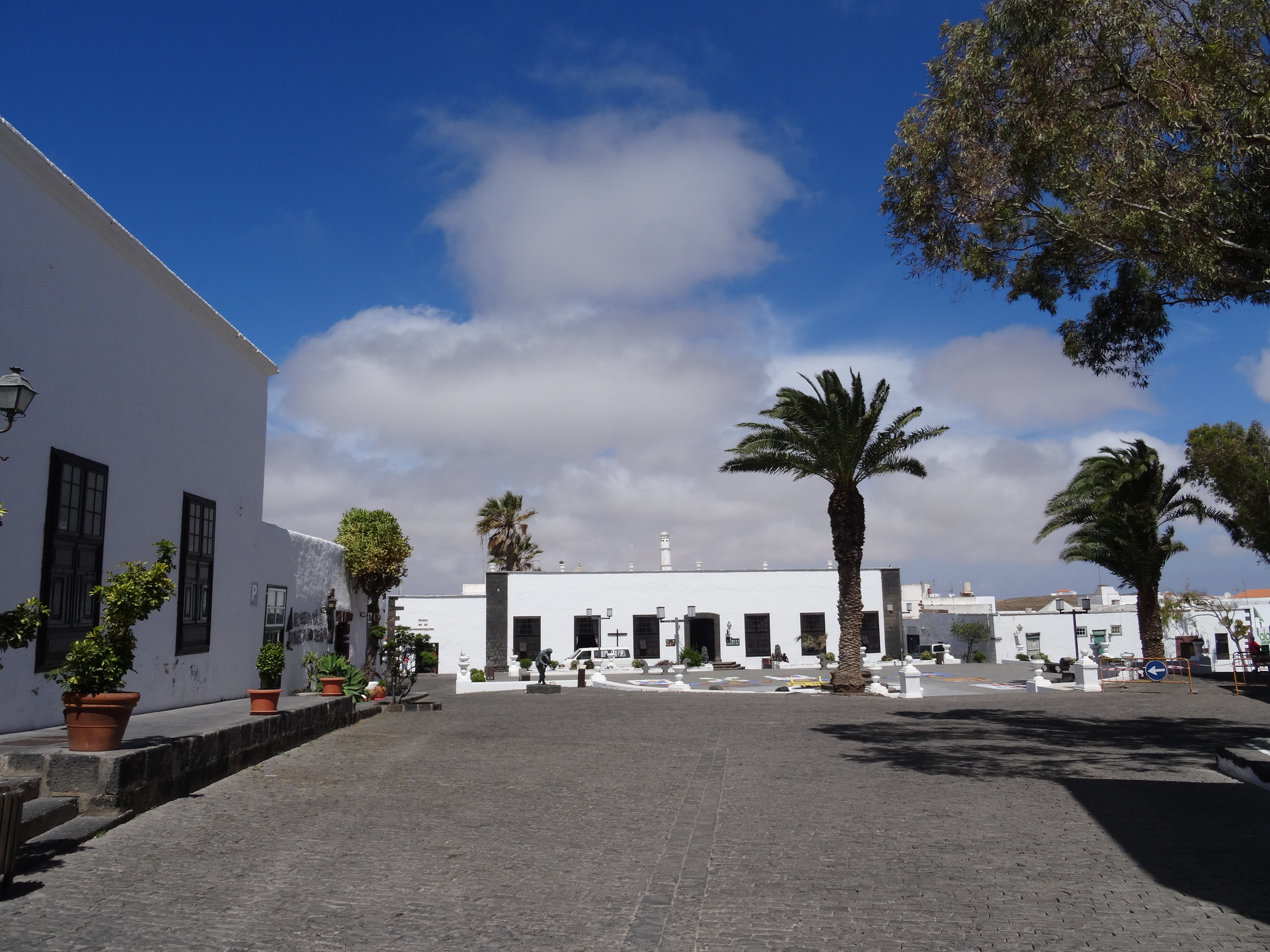 teguise old town market square