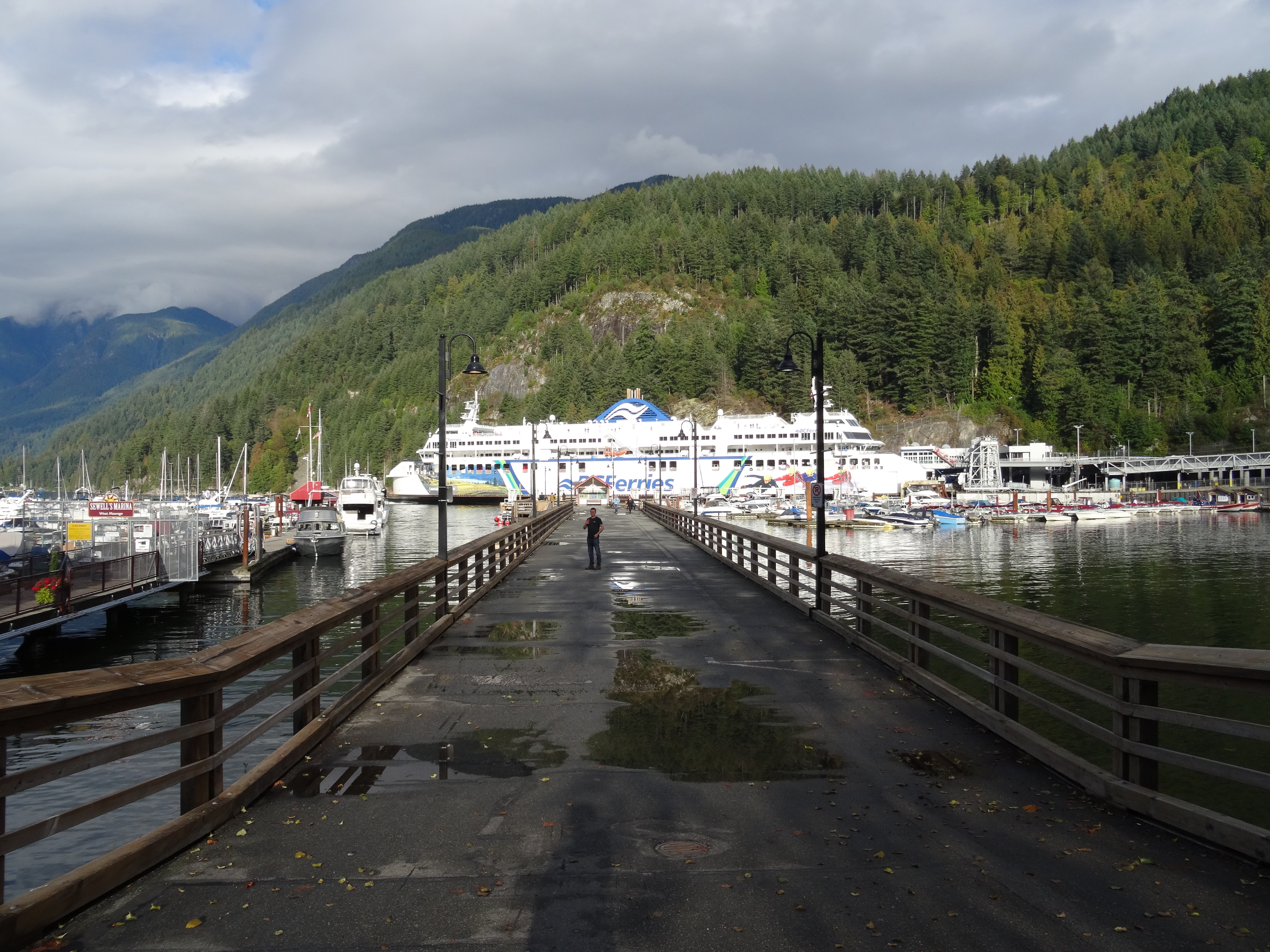 horseshoe bay ferry bridge