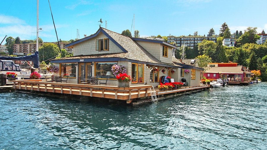 sam's houseboat in Sleepless in Seattle