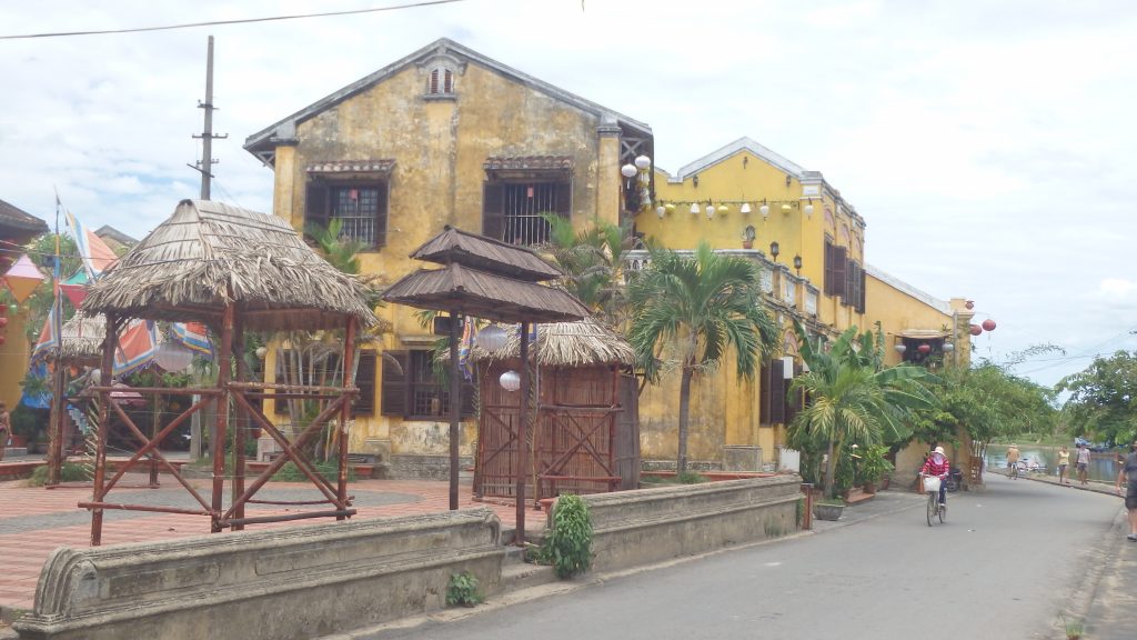 building in hoi an