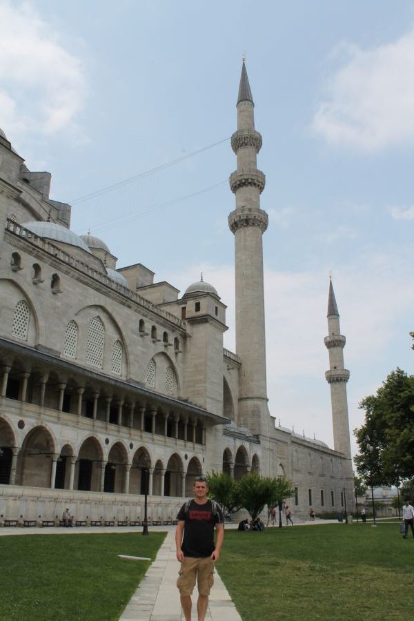 man in front of Suleymaniye Mosque