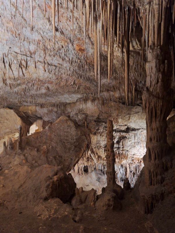 formations in drach caves