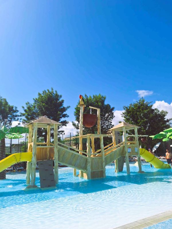 kids pool at protur safari