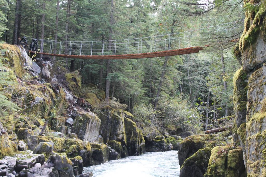 bridge on trainwreck hike whistler 