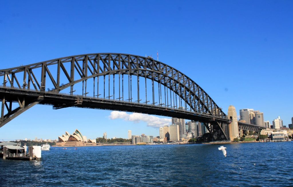 harbour bridge from lavender bay