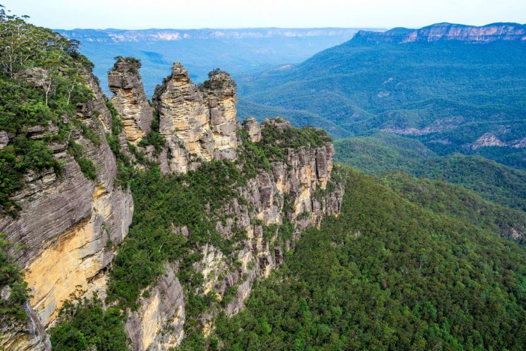 three sisters blue mountains