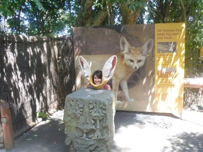 aimee posing at taronga zoo