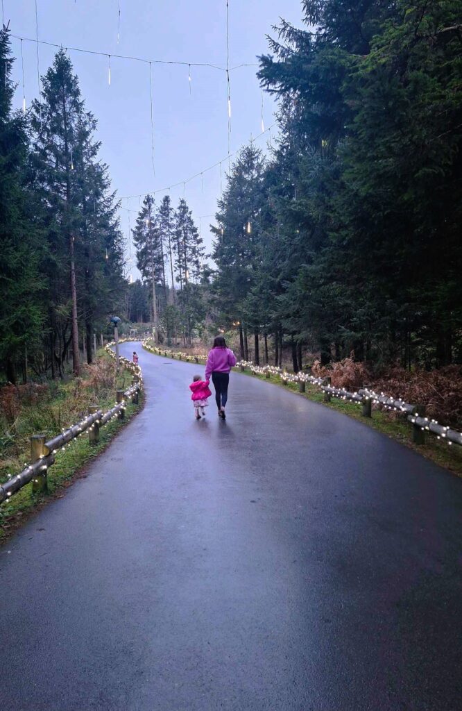 mom and daughter center parcs