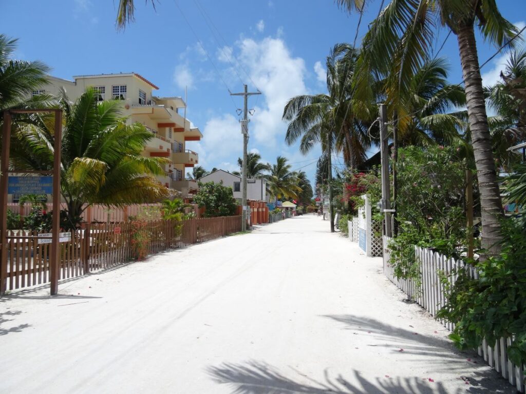 sandy street caye caulker