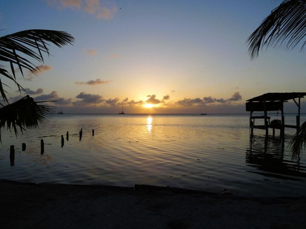 sunset on caye caulker