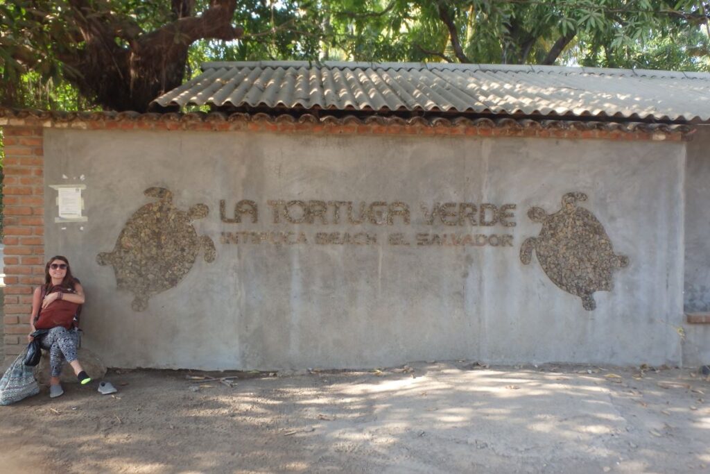 aimee at la tortuga verde