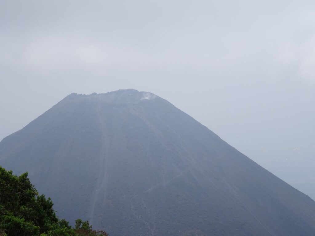 volcan izalco close up