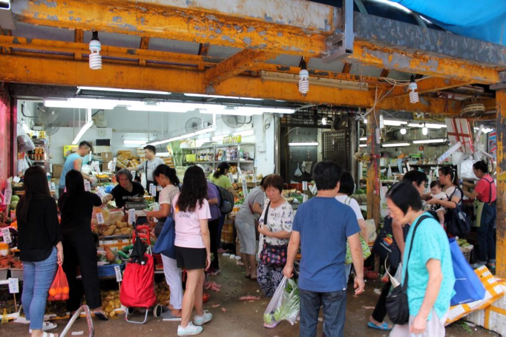 locals shopping hong kong