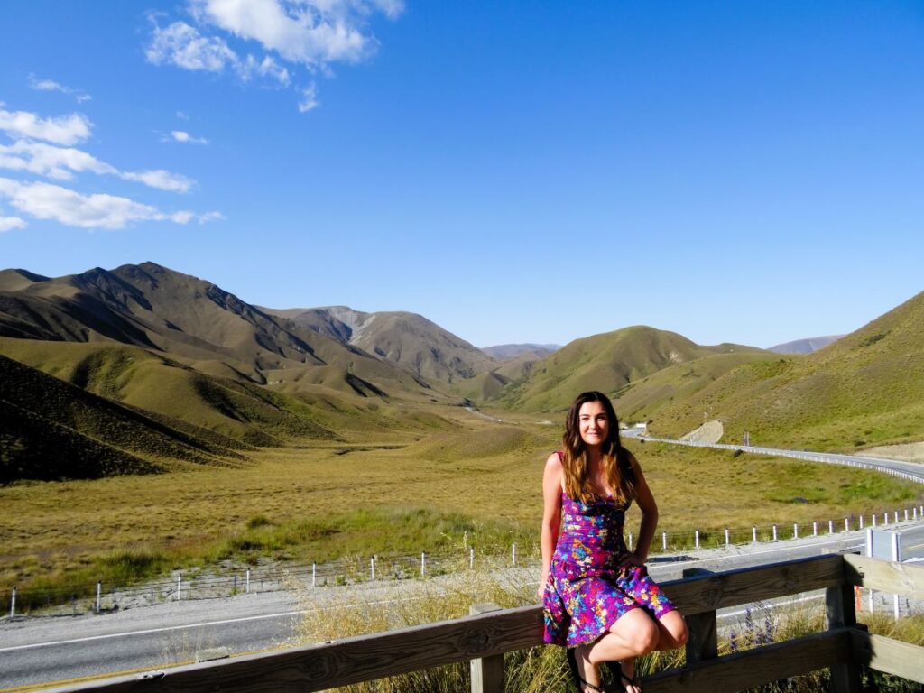 lady at lindis pass viewpoint