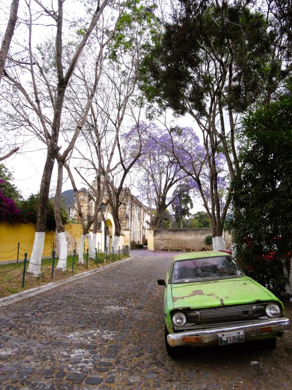 quiet street antigua