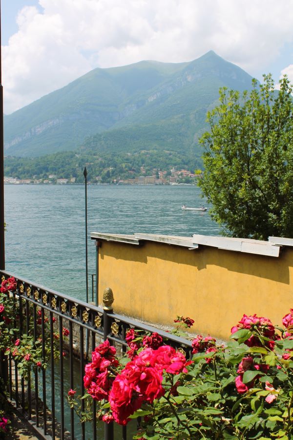 street belaggio lake view