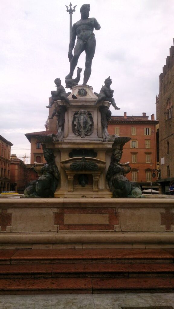 fountain in bologna