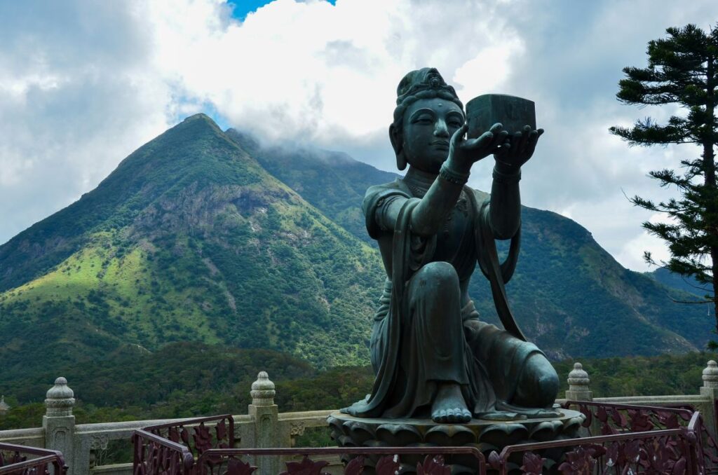 tian tan buddha lantau island