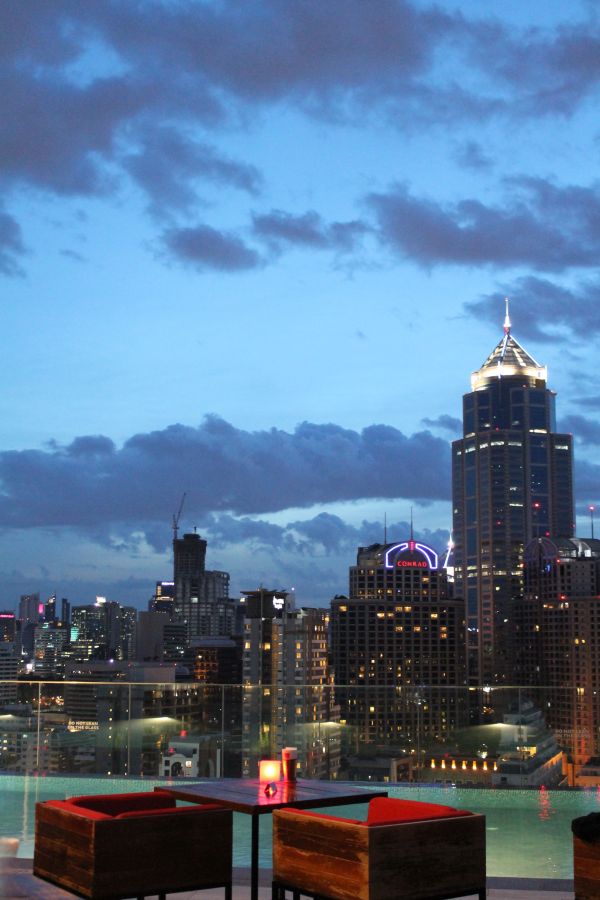 bangkok skyline at night