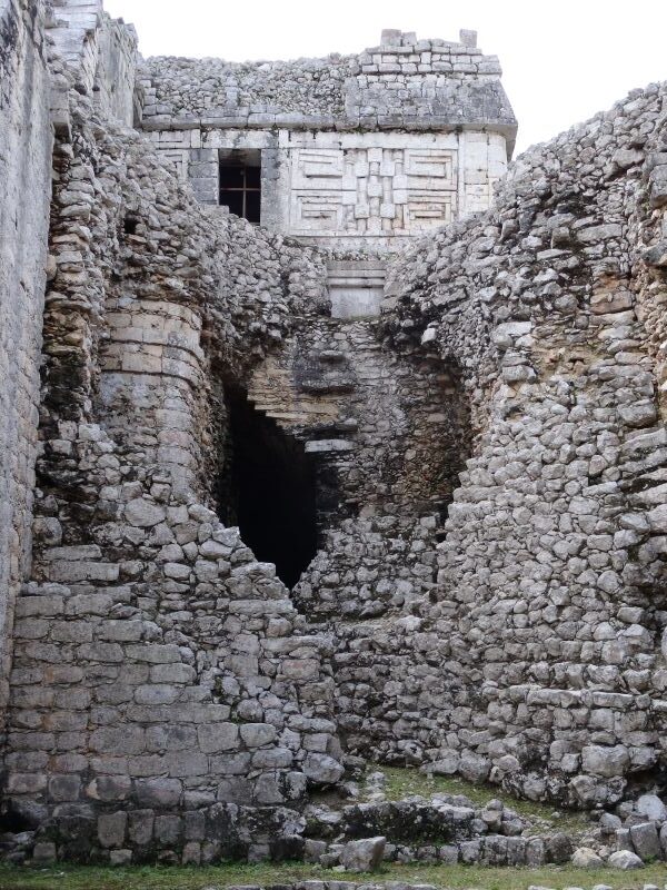 brickwork at chichen itza
