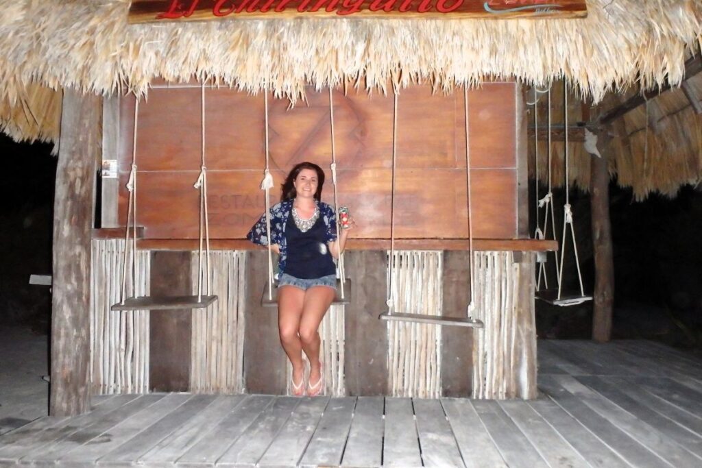 lady beach bar swing holbox