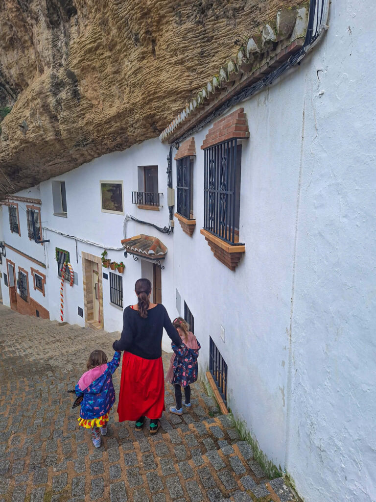 lady and young daughters setenil de las bodegas