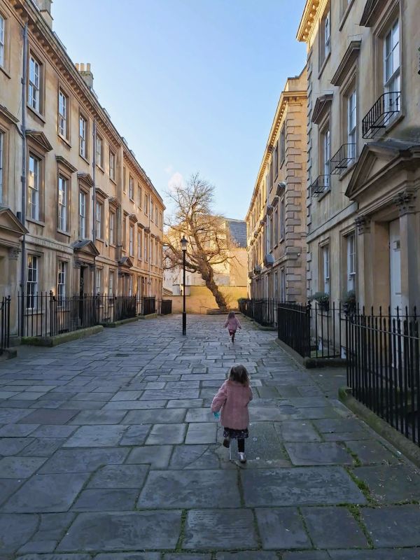 kids street bath