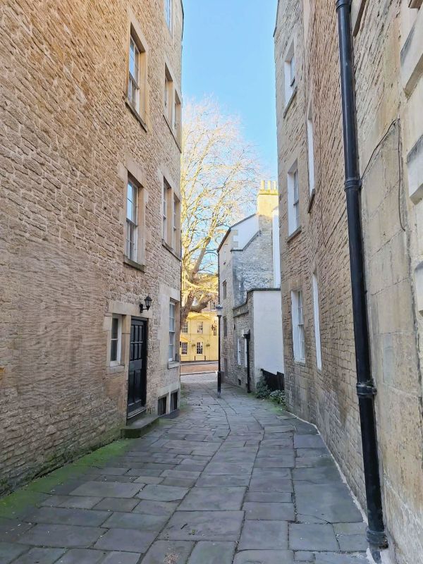 quiet street bath