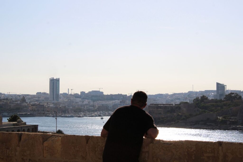 man sunset valletta