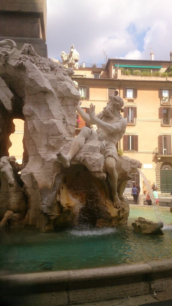 trevi fountain
