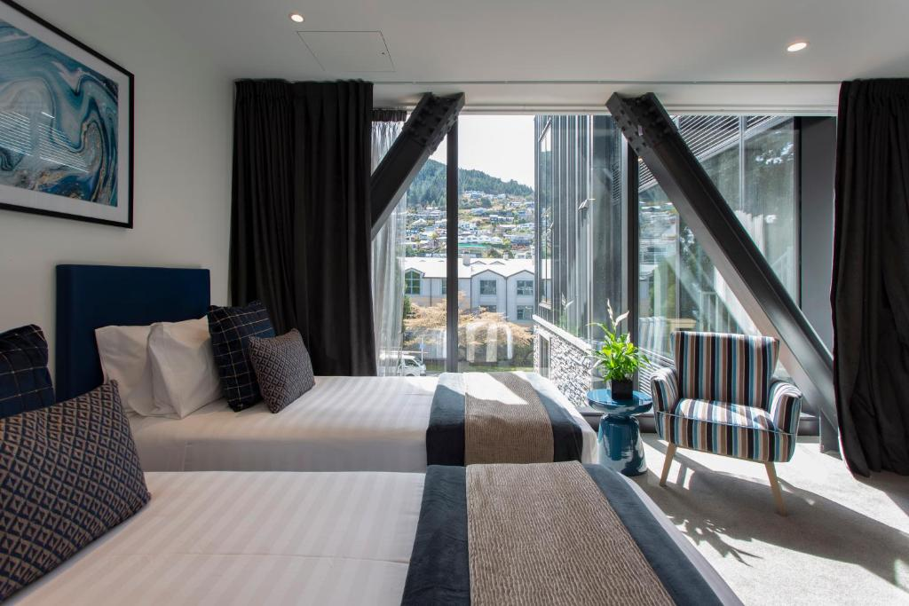 room ramada queenstown central