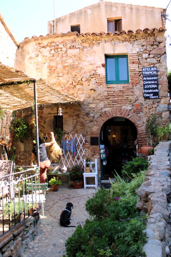 store via vella tossa de mar