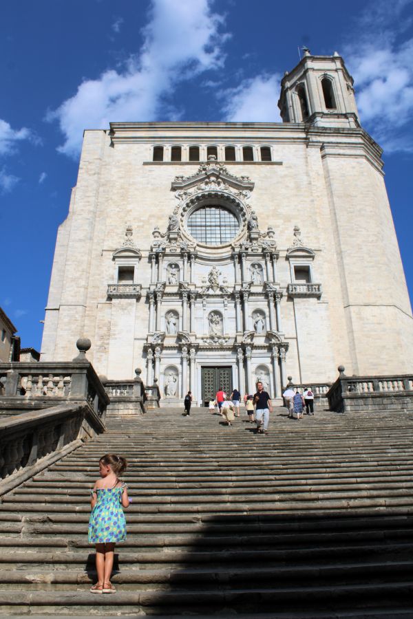 girl steps girona cathedral