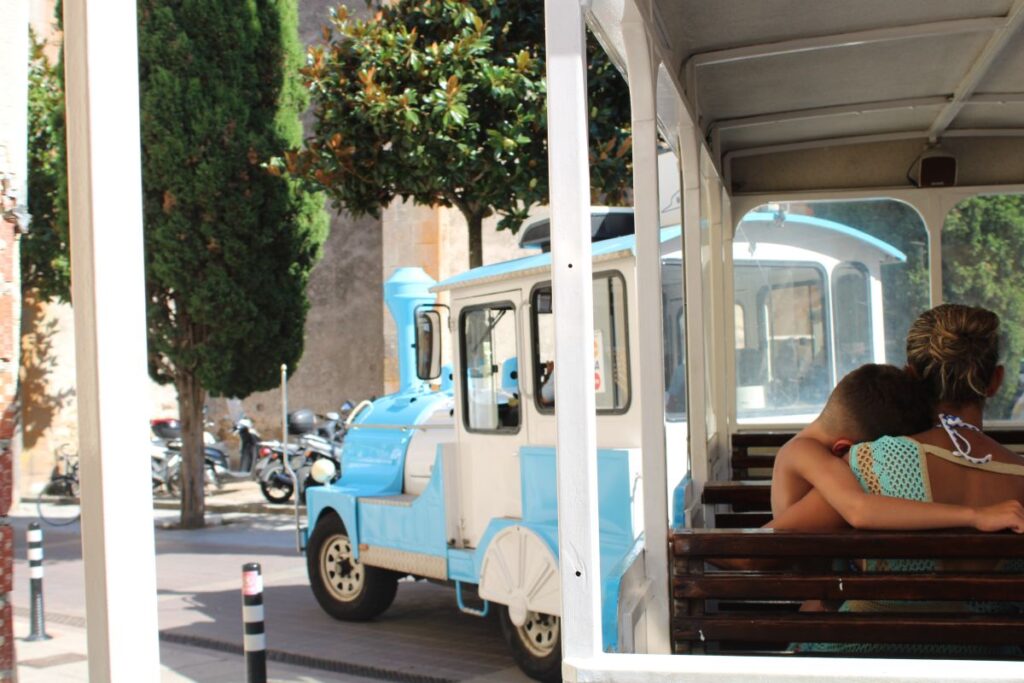 tourist train tossa de mar