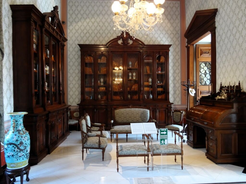 interior museo casa montejo