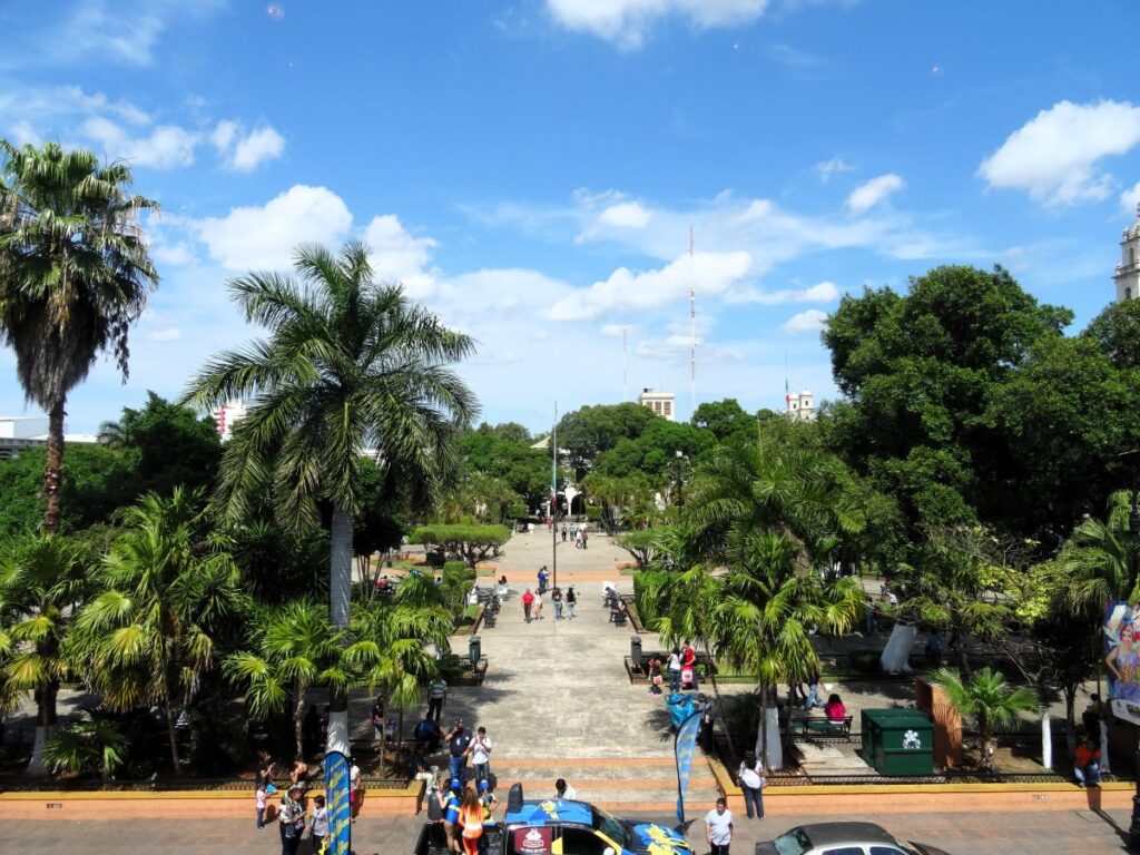plaza grande merida